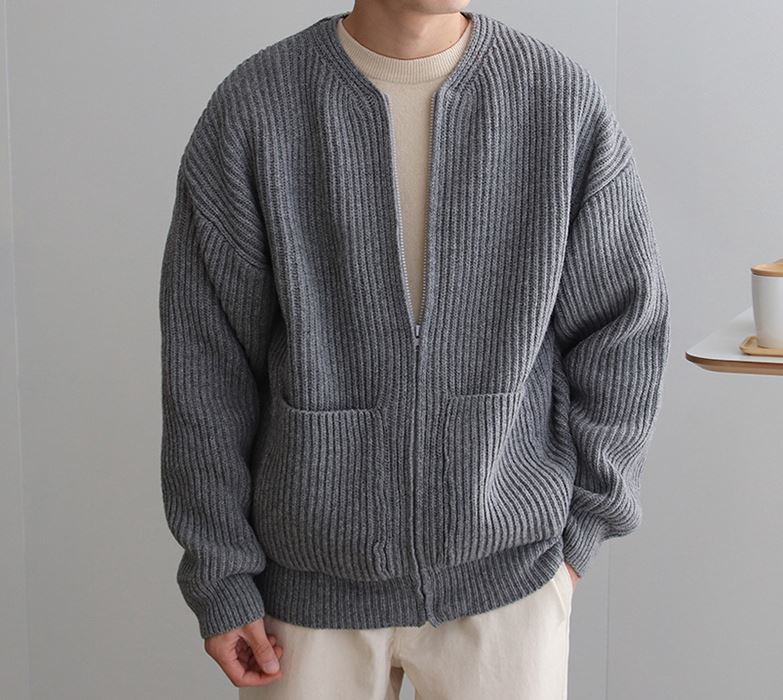 RT No. 4454 KNITTED ROUND-NECK CARDIGAN SWEATER