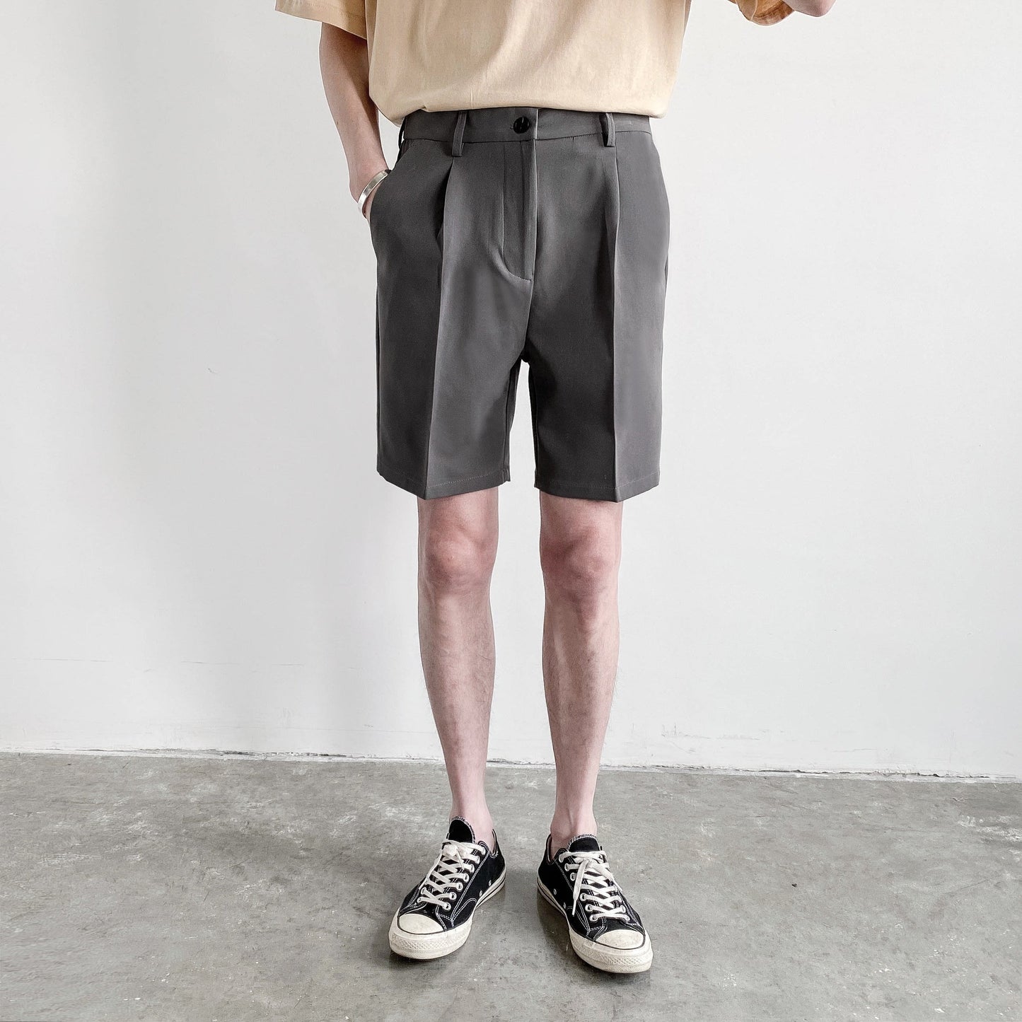 RT No. 4435 ESSENTIAL SUIT SHORTS